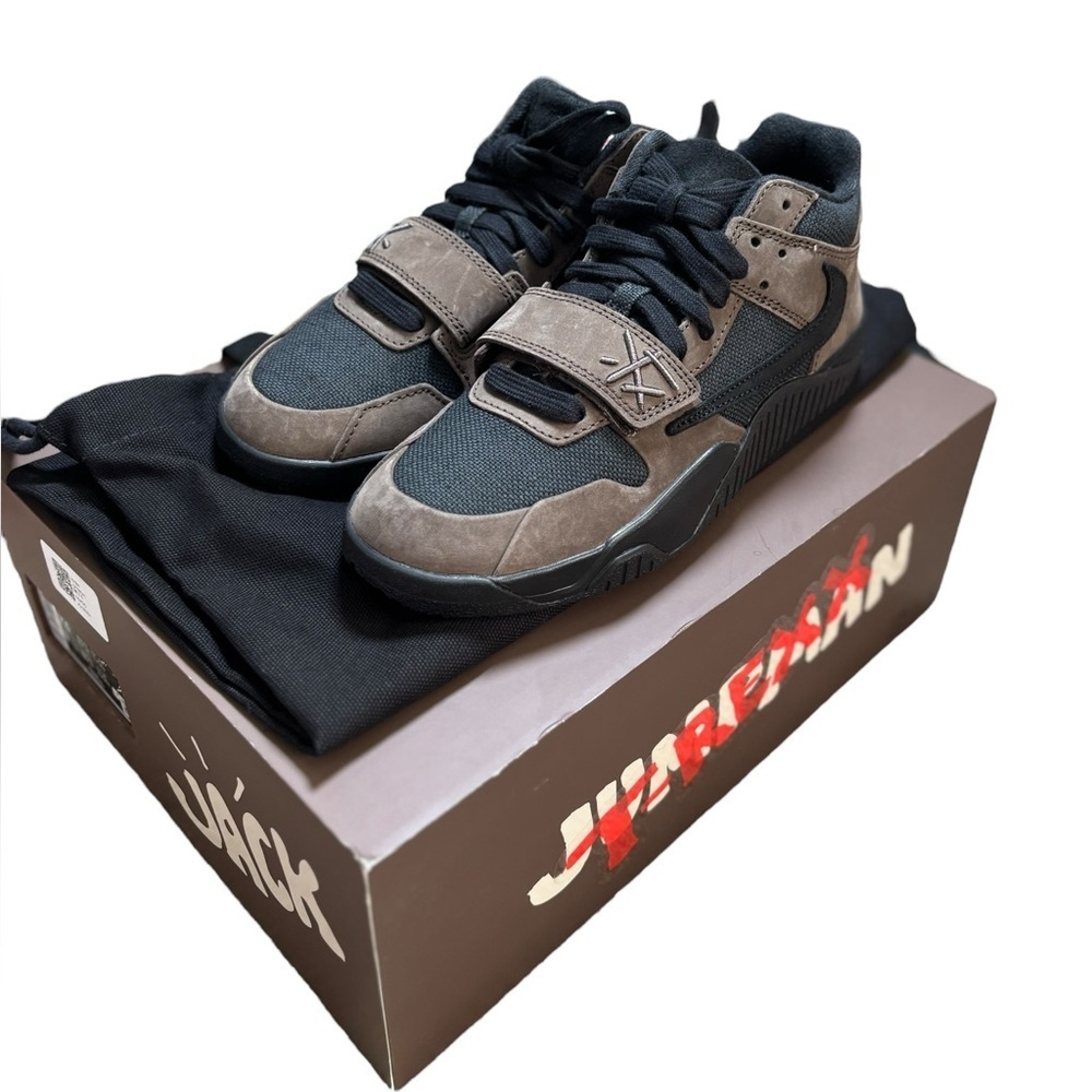JORDAN JUMPMAN JACK TR "TRAVIS SCOTT - DARK MOCHA" Size M7.5 W9 - Picture 2 of 9